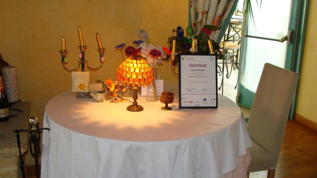 Auberge De Marville Room photo